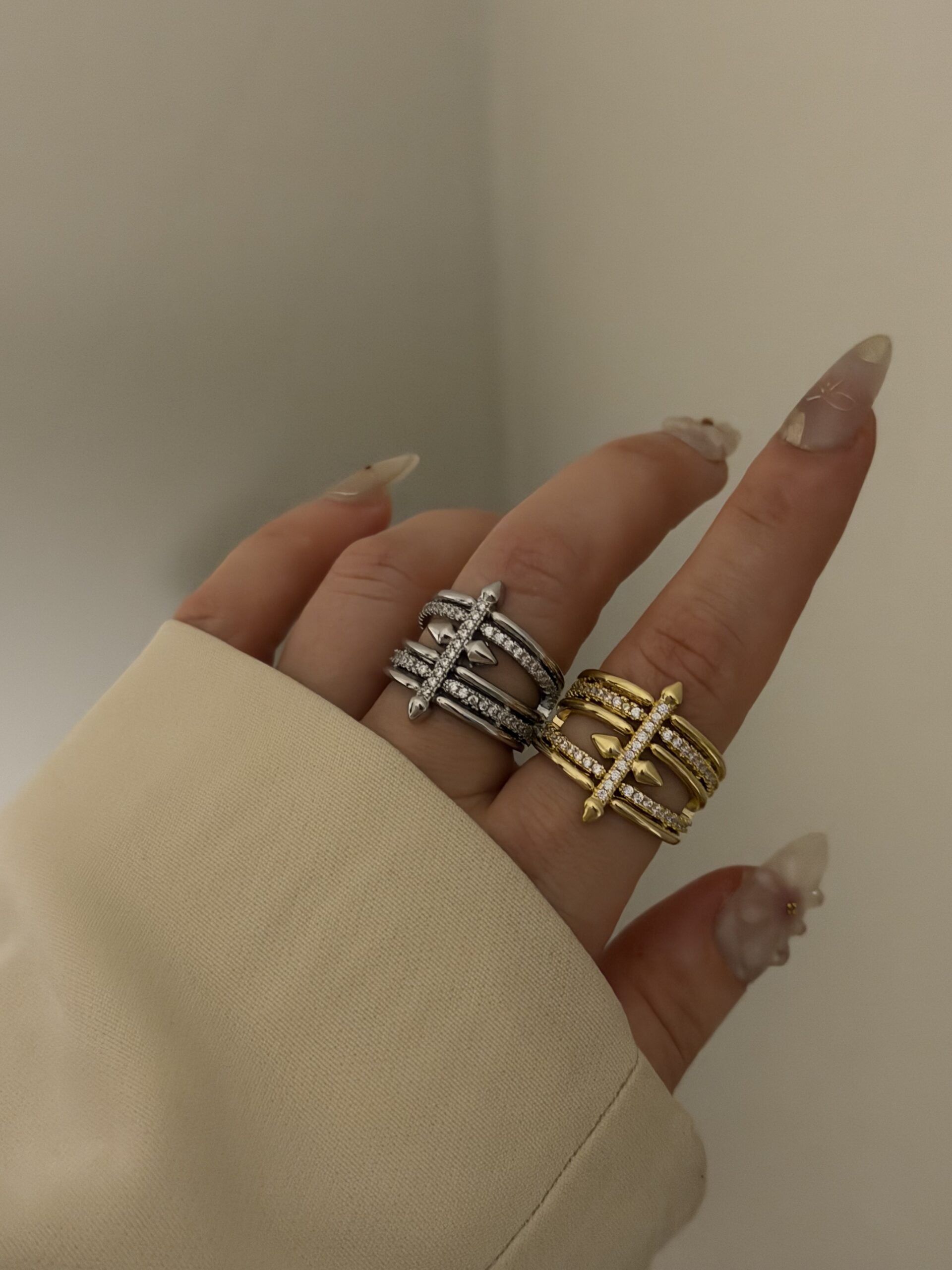 YK00167 I SILVER